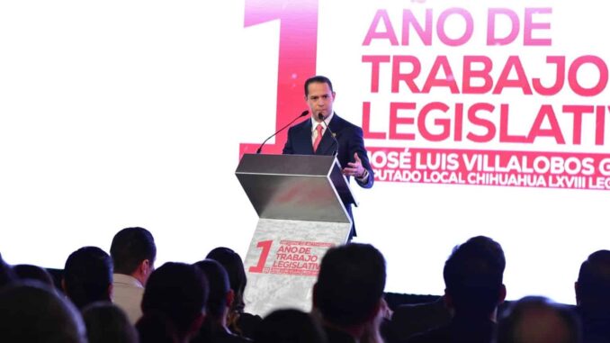 José Luis Villalobos rinde su Primer Informe Legislativo y reafirma su compromiso con Chihuahua