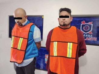 Detienen a dos por asaltar tienda de conveniencia