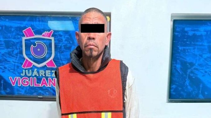 Arrestan a hombre por robo de casa en Portal del Roble