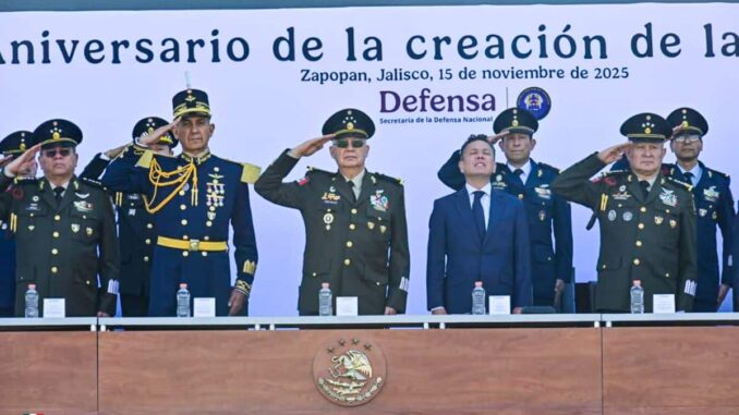 Secretario de Defensa resalta origen de la aviación militar en 110 Aniversario de la Escuela Militar de Aviación