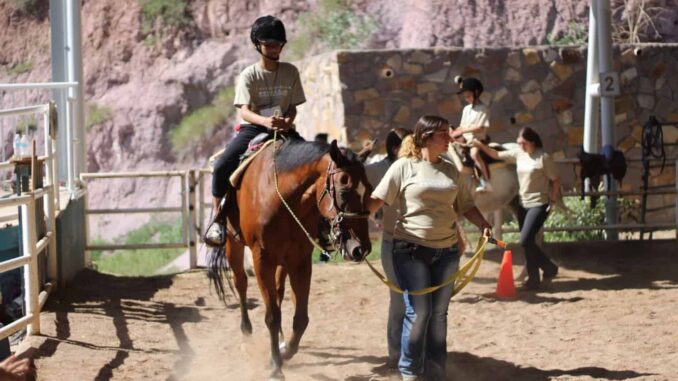 Impulsa Municipio, Equinoterapia y Terapia Sensorial para desarrollo físico, emocional y sensorial de niñas y niños