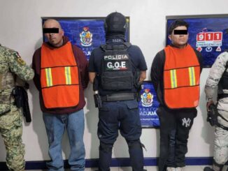 Detienen a dos y les aseguran cuatro armas de fuego