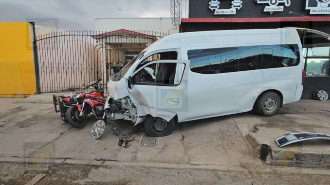 Pelea entre conductores en marcha ocasiona fuerte choque y caos en la avenida Juan Escutia