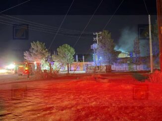 Incendio en fundidora de metales moviliza a cuerpos de emergencia en la colonia Robinson