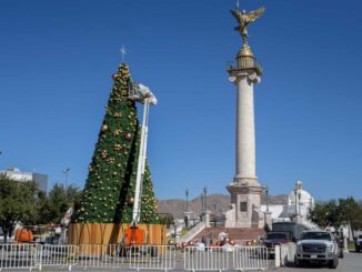 Invita Gobierno del Estado a disfrutar de las atracciones navideñas en la Plaza del Ángel