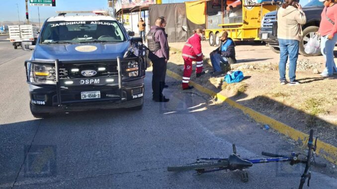 Ciclista adulto mayor queda lesionado tras ser impactado en la colonia Real Carolinas