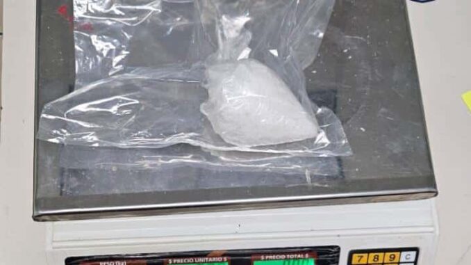 Detiene AEI a presunto narcomenudista en la colonia Las Gladiolas