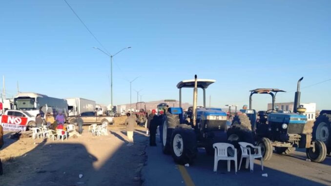 DÍA 2: Siguen los bloqueos en carreteras de Chihuahua