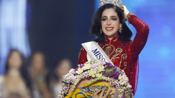 Fátima Bosch denuncia ataques en redes tras su triunfo en Miss Universo