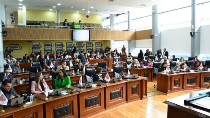 Designa Congreso a Héctor Alberto Acosta Félix como titular de la ASE