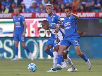 Cruz Azul saca un empate sin anotaciones en casa del Guadalajara