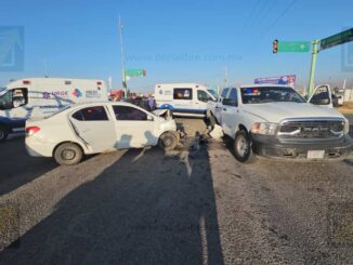 Chocan escoltas de Gilberto Loya contra Uber; 3 lesionados leves