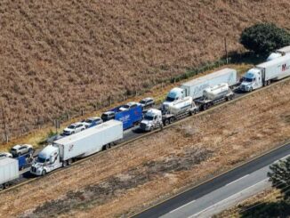  Terminan bloqueos de transportistas y agricultores tras acuerdo con Segob