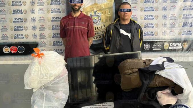 Agentes de la DSPM detienen a dos con cristal y objetos probablemente robados