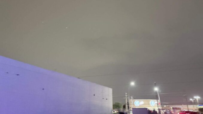 Alertan por pronóstico de lluvias, temperaturas frescas y fuertes vientos para las próximas 48 horas