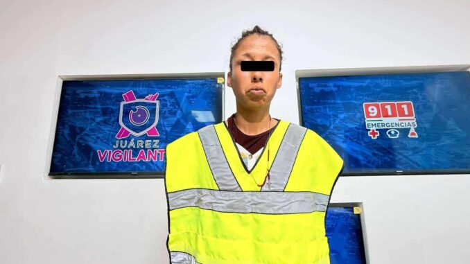 Presentan ante juez a mujer que trasladaba a muerto en carretilla