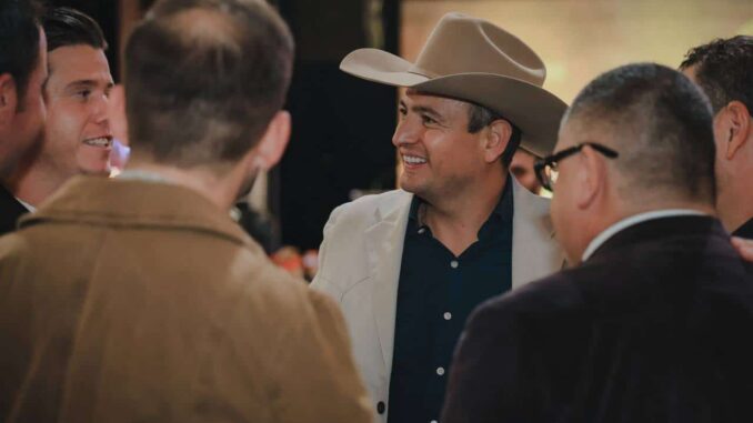 Refrenda alcalde Bonilla compromiso con ganaderos en Expogan 2025