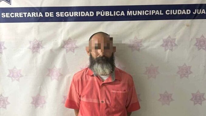Aseguran auto de hombre que pintó grafiti en colonia El Vergel