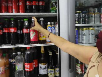 Cuánto costarán los cigarros y refrescos en México con alza de impuestos