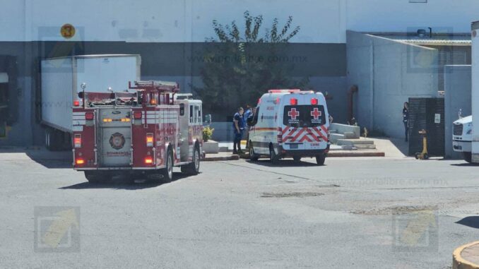 Explosión de transformador deja herido a trabajador en Centro de Distribución Oxxo 