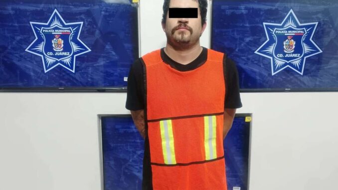 Detienen a hombre armado en bar de la colonia Waterfill