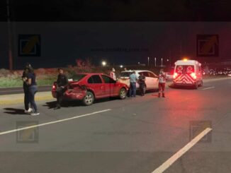 Choque entre camión maquilero y auto deja estudiante lesionada en la carretera Aldama