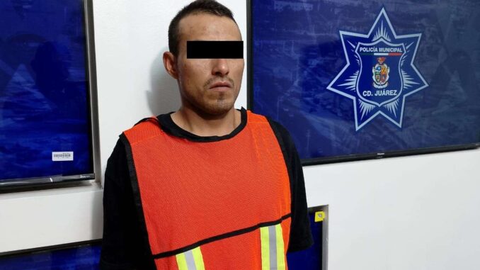 Lo detienen desmantelando dos motos robadas