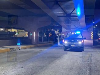 Hallan sin vida a hombre en silla de ruedas bajo un puente en la zona del Canal