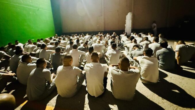 Realizan revisión extraordinaria en Cereso No.3 de Ciudad Juárez