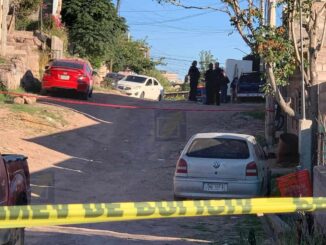 Ejecutan a un joven frente a una vivienda en la colonia Díaz Ordaz