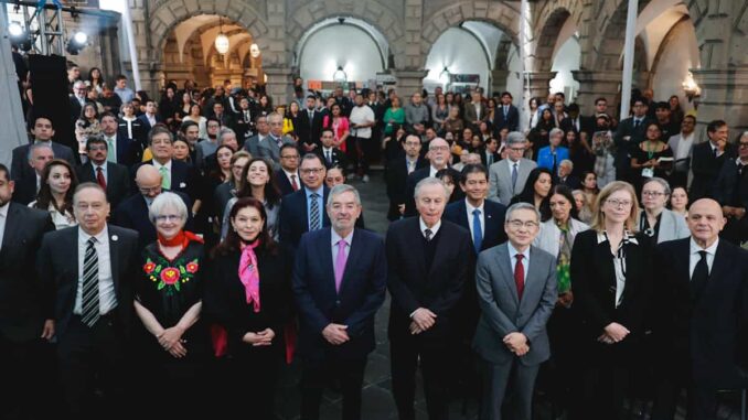 Se inaugura la 13ª Feria del Libro de Relaciones Exteriores