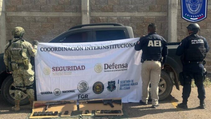 Asegura célula BOI pickup robada, armas y municiones en carretera Balleza a Guachochi