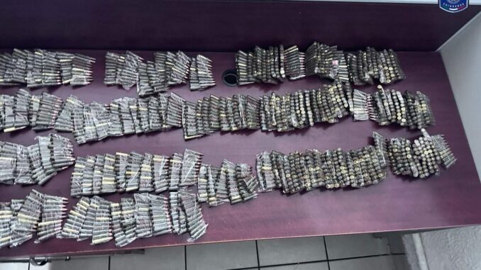 Asegura Célula BOII arma, más de mil 800 cartuchos y 30 kilos de marihuana, en Moris