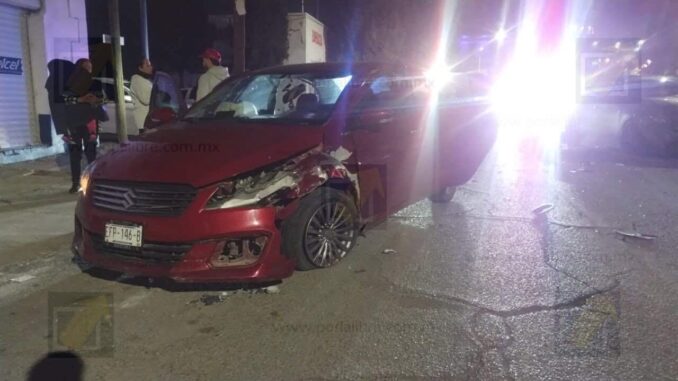 Omite alto y provoca choque en calles de la colonia Santa Rita