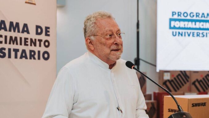 Vinculan a proceso a José Alberto Abud, exrector de la UACam