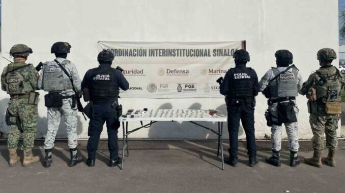 Aseguran armas, droga y dinero tras revisión en módulos del Penal de Aguaruto, Culiacán