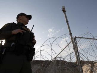 Muertes de migrantes en frontera de Arizona y México caen a niveles «históricos», dice ONG