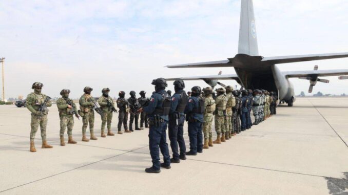 México traslada a 37 operadores de organizaciones criminales a EE.UU.