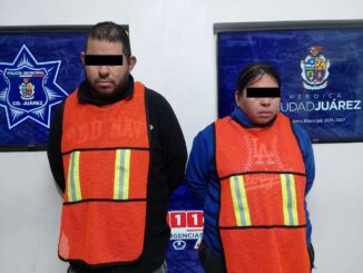 Detienen a pareja por llevar más de dos kilos de cristal en su auto