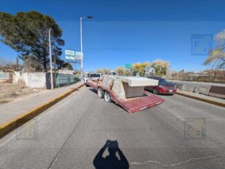 Falla mecánica provoca caos vial en La Cantera tras pérdida de neumático