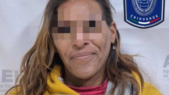Detiene AEI a mujer acusada por el robo de un teléfono en Parral