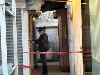 Muere hombre en situación de calle por hipotermia en locales de la 27 en el Centro