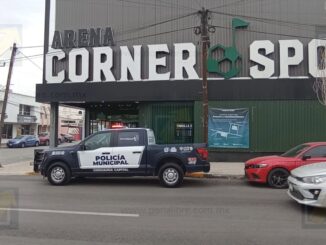 Fallece trabajador durante un partido con sus compañeros en complejo deportivo 