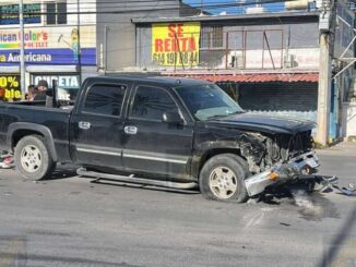 Fuerte accidente vehicular colapsa cruce de la avenida Zarco y calle 68