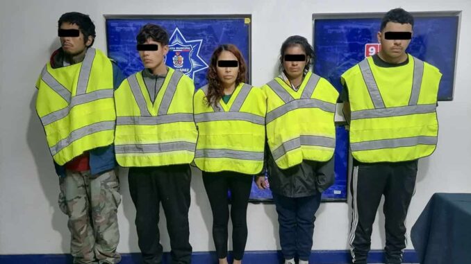 Detienen a seis con armas de fuego en la colonia Azteca