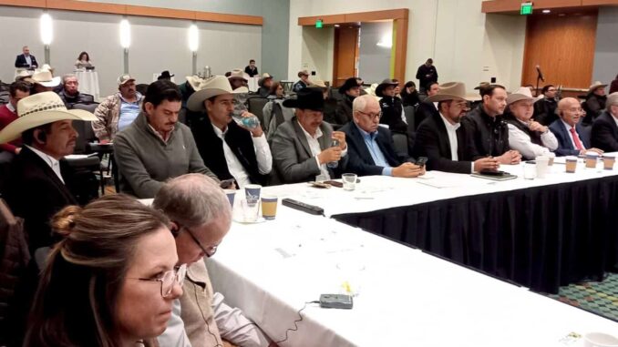 Chihuahua expone acciones contra el gusano barrenador durante reunión binacional en Tennessee