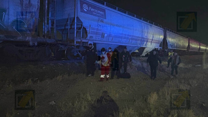 Hombre queda  herido tras ser golpeado por tren de carga