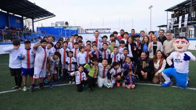 Canchas renovadas: Marco Bonilla inaugura rehabilitación de parque en Lomas Karike