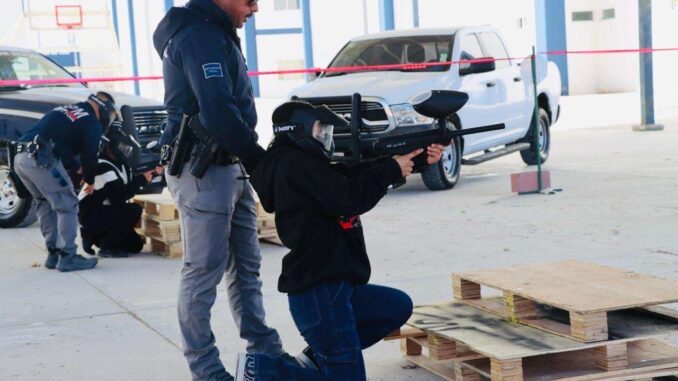 Realizan la actividad Cadete por un día con estudiantes de secundaria