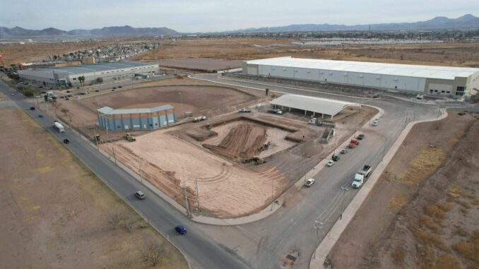 Avanza Municipio con trabajos de terracería para la construcción de Comandancia Oriente